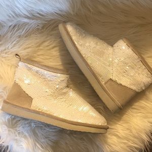 PINK white sequin bootie/slippers size sm